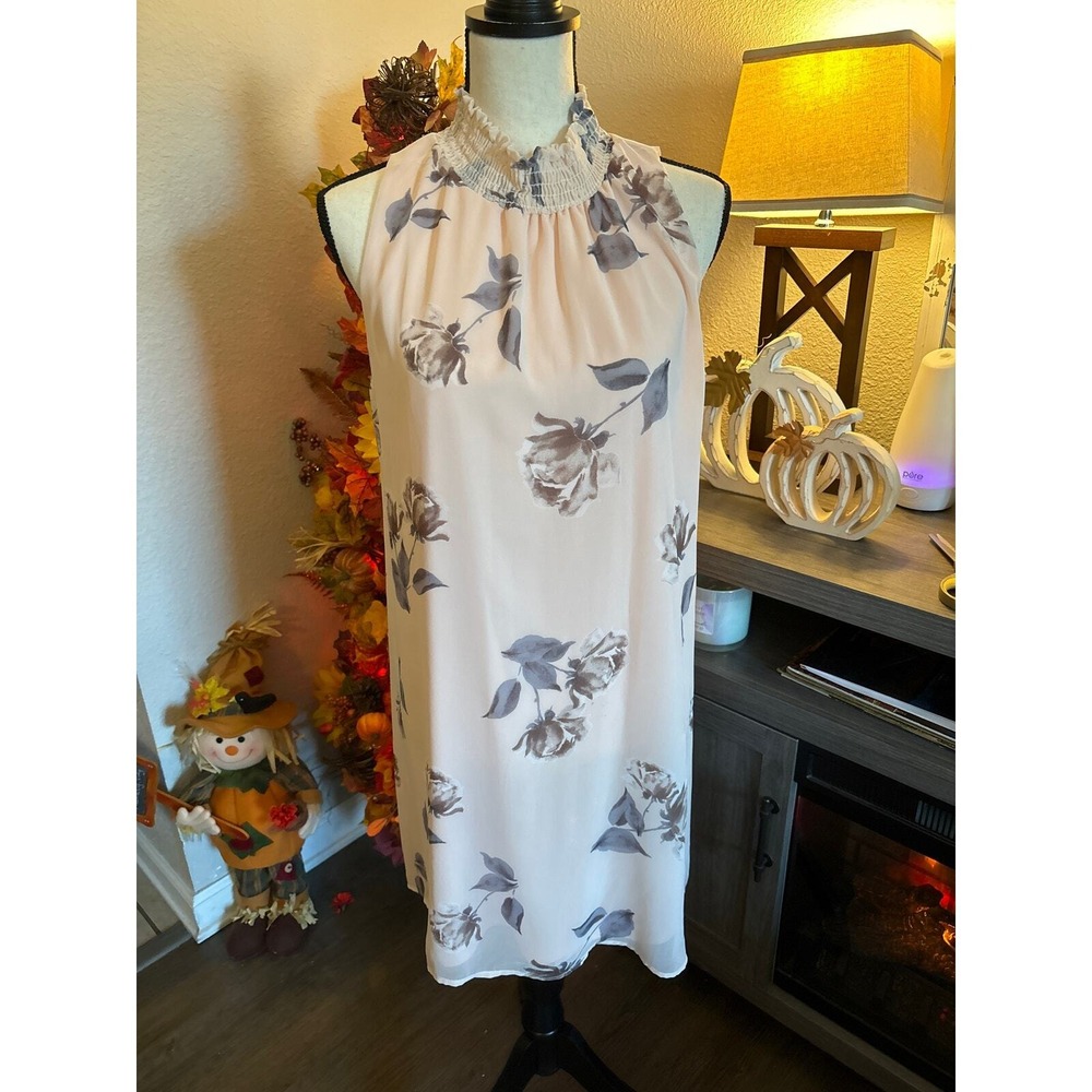 Le Lis floral‎ dress size small